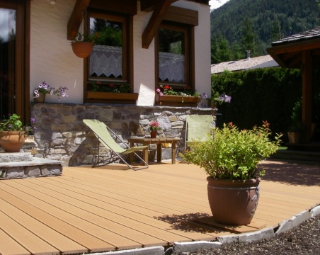 Negoce lames composite terrasse Chambery